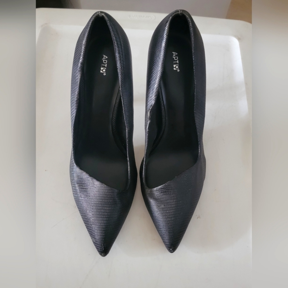 Apt 9 Heels